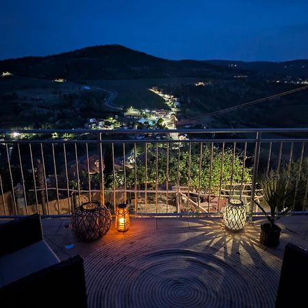 Studio Apartman Bel Vedere Motovun Bagian luar foto