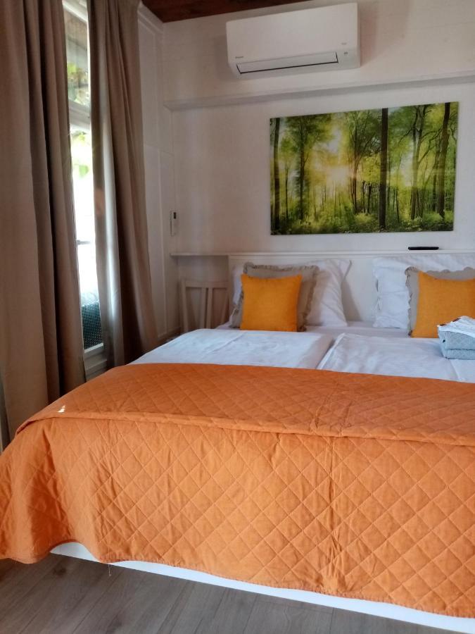 Studio Apartman Bel Vedere Motovun Bagian luar foto