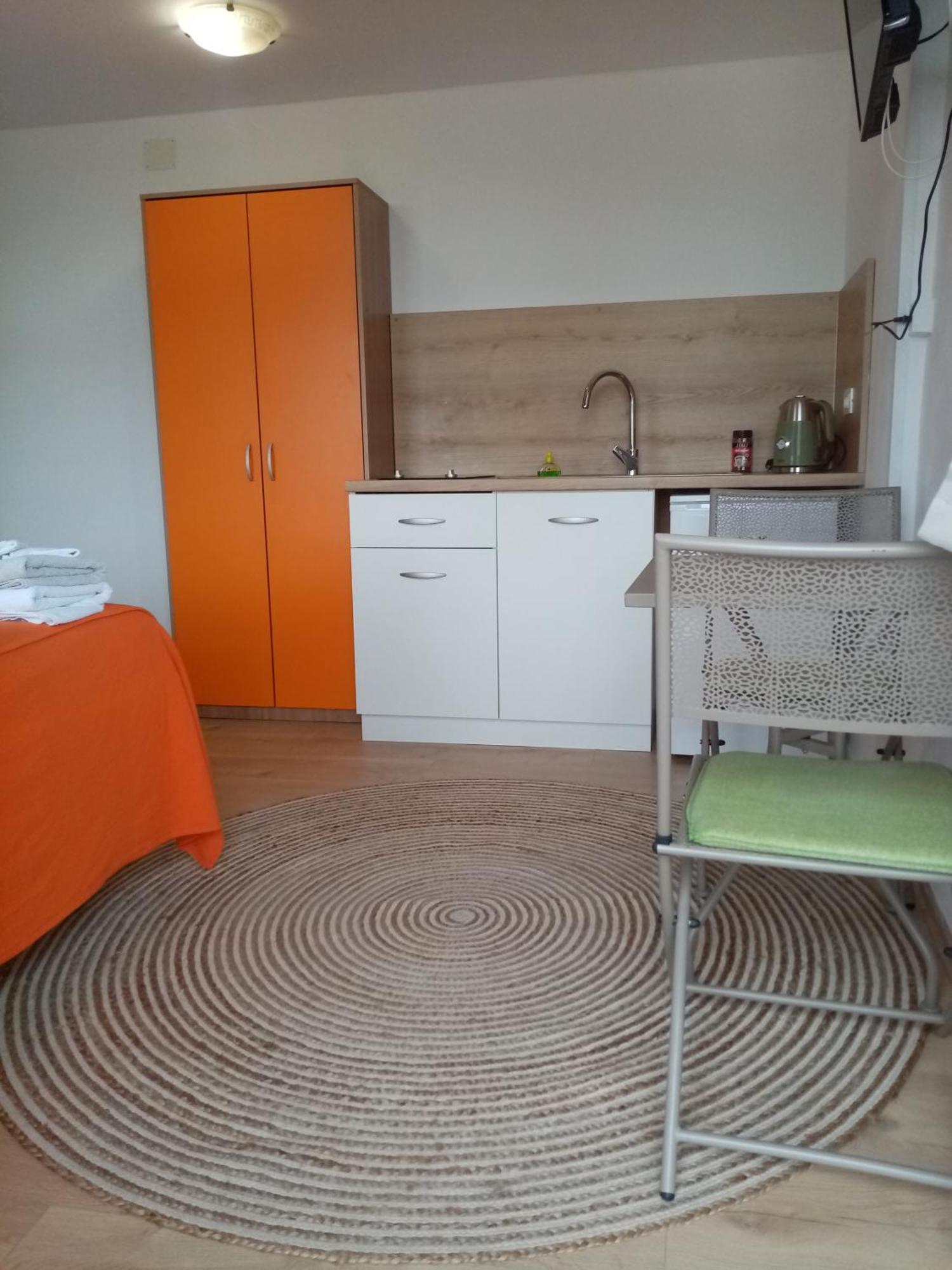 Studio Apartman Bel Vedere Motovun Bagian luar foto